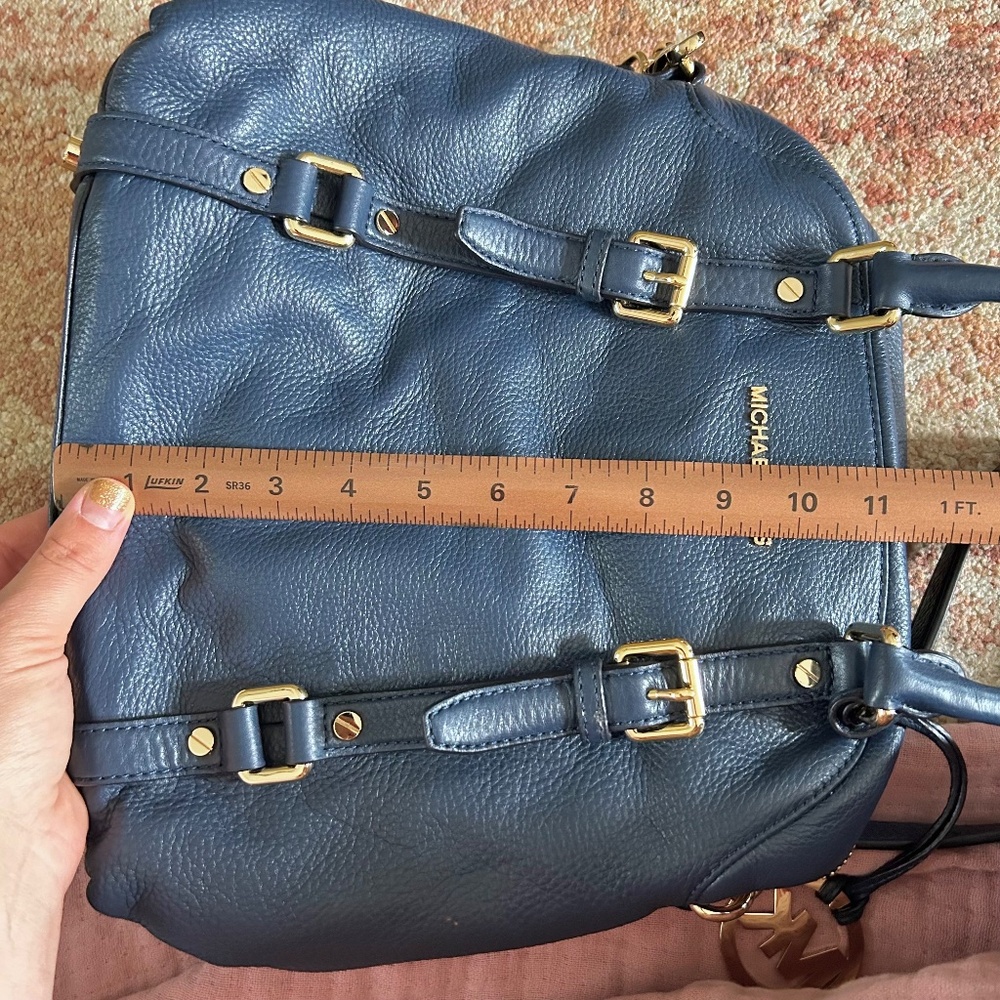 Michael Kors Bedford Large Bowling Satchel Navy Blue Supple Leather Gold Tone - Picture 11 of 11